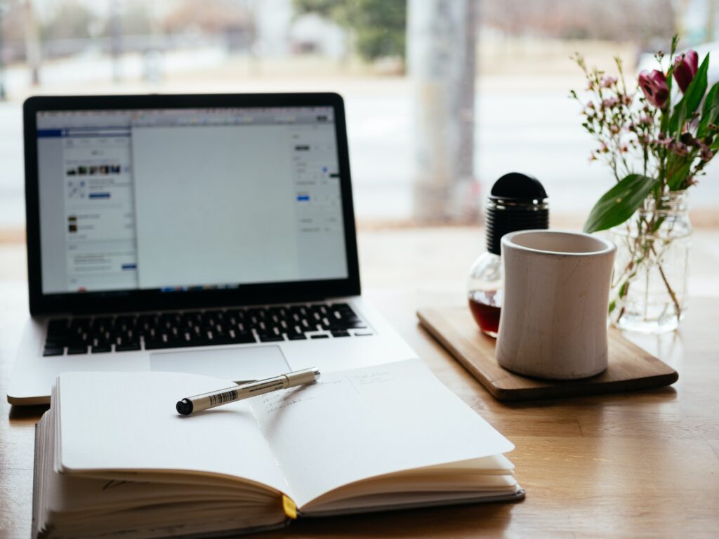 Learn 4 Advantages of Hiring a Virtual Assistant for your small business; save time, increase productivity, and reach new goals!